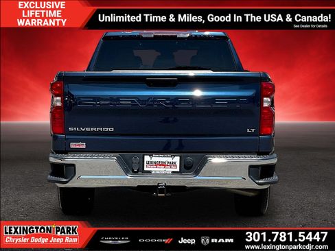 Used 2022 Chevrolet Silverado 1500 LT AWD/4WD image 6