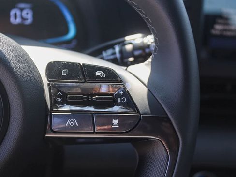 New 2026 Hyundai Elantra SEL Sport FWD image 33