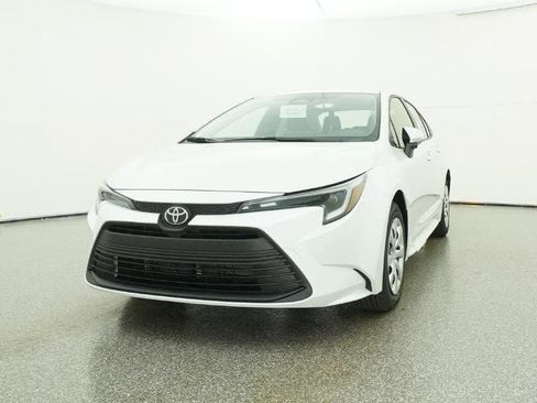 New 2026 Toyota Corolla LE image 32