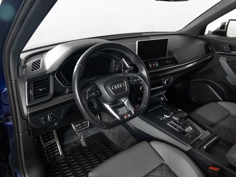 Used 2018 Audi SQ5 Premium Plus w/ Navigation Package image 11