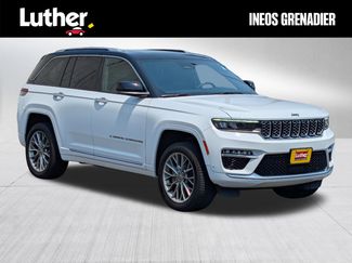 Used 2022 Jeep Grand Cherokee Summit w/ Luxury Tech Group V AWD/4WD video 1