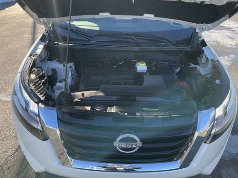 Used 2024 Nissan Pathfinder SL image 35