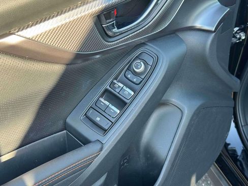 Used 2021 Subaru Crosstrek 2.5i Limited AWD/4WD image 19
