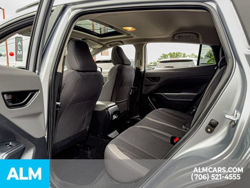 Used 2025 Subaru Crosstrek 2.5i Premium AWD/4WD image 17