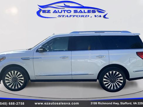 Used 2018 Lincoln Navigator Reserve w/ Technology Package AWD/4WD image 8