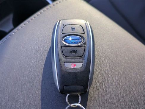 Certified 2025 Subaru Outback Limited image 36