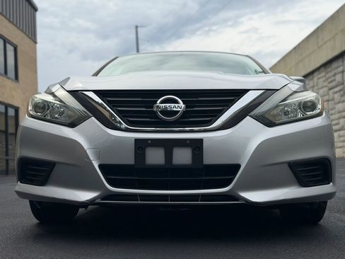 Used 2016 Nissan Altima 2.5 S w/ Power Driver Seat Package FWD image 38