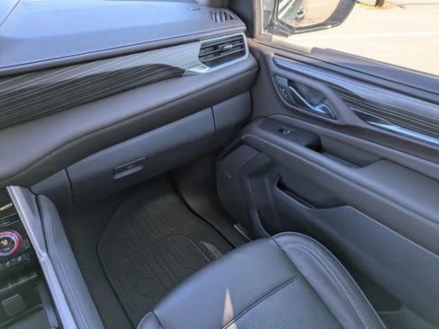 Used 2024 GMC Yukon Denali image 18