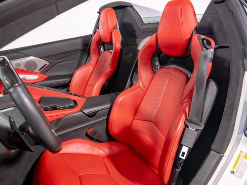 Used 2024 Chevrolet Corvette Z06 RWD image 22