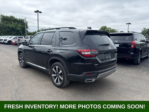 Used 2024 Honda Pilot Elite image 4