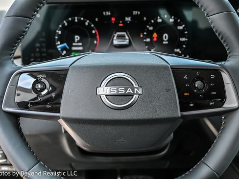 Used 2025 Nissan Murano Platinum w/ Cargo Package image 32