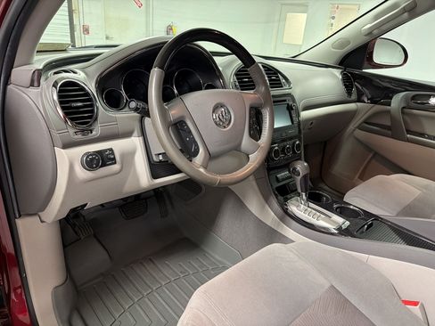 Used 2017 Buick Enclave Convenience w/ Trailering Package FWD image 4