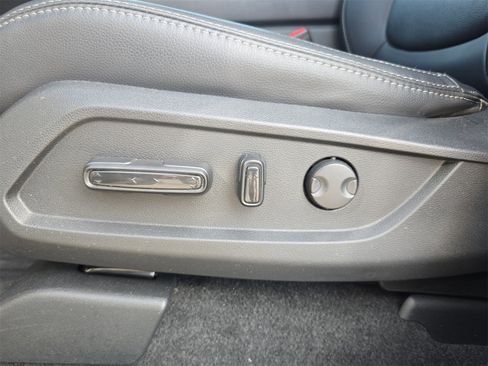 Certified 2025 Honda Pilot EX-L image 16