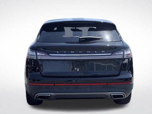 Used 2022 Lincoln Nautilus Reserve AWD/4WD image 7