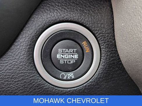 Used 2024 RAM 2500 Laramie AWD/4WD image 18