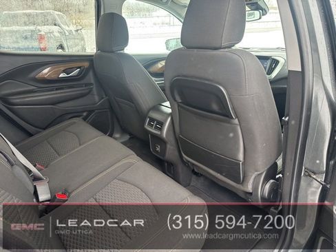 Used 2020 GMC Terrain SLE w/ Driver Convenience Package image 15