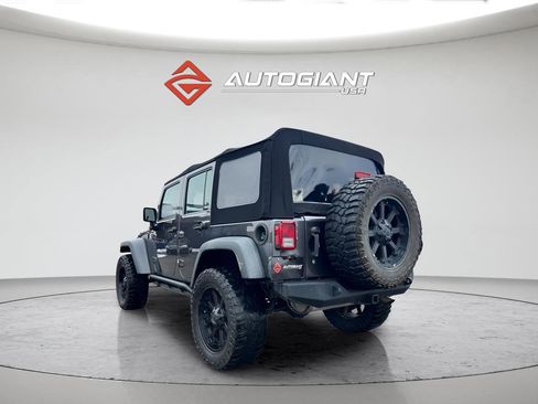 Used 2016 Jeep Wrangler Unlimited Sport image 5