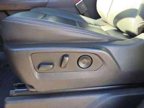 Used 2023 GMC Sierra 1500 SLT w/ SLT Premium Package image 17