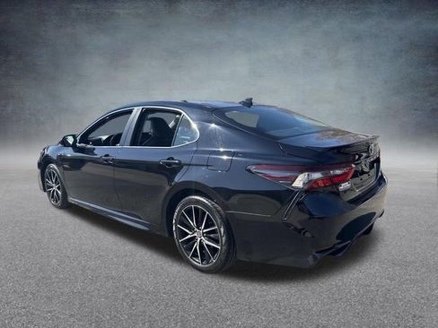 Used 2023 Toyota Camry SE FWD image 10
