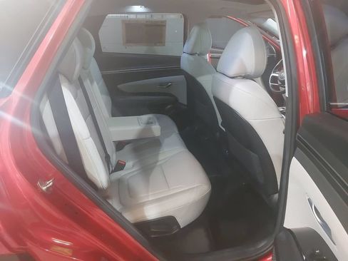 Used 2023 Hyundai Tucson Limited FWD image 11
