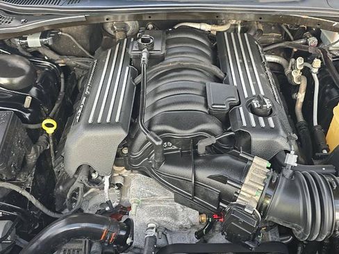 Used 2018 Dodge Challenger R/T Scat Pack w/ Driver Convenience Group RWD image 15