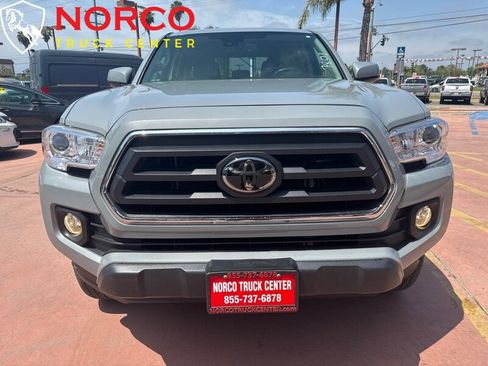 Used 2021 Toyota Tacoma SR5 w/ Blackout Package (TMS) image 3