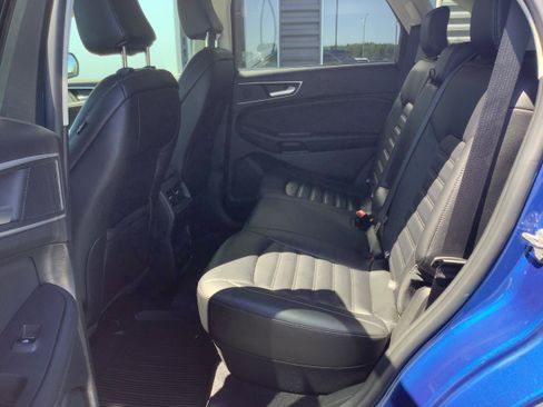 Certified 2024 Ford Edge SEL w/ Convenience Package AWD/4WD image 11
