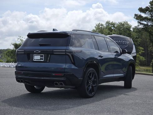 Used 2024 Chevrolet Traverse RS AWD/4WD image 21