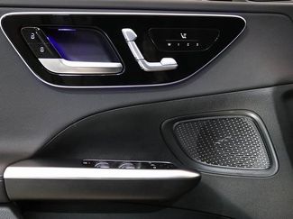 Certified 2025 Mercedes-Benz C 300 4MATIC Sedan video 3