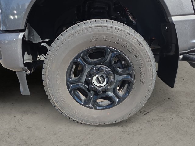 Used 2025 Ford F250 XL w/ STX Appearance Package AWD/4WD image 9