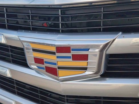 Certified 2020 Cadillac Escalade Premium Luxury image 32
