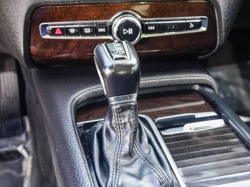 Used 2019 Volvo XC90 T6 Momentum image 26