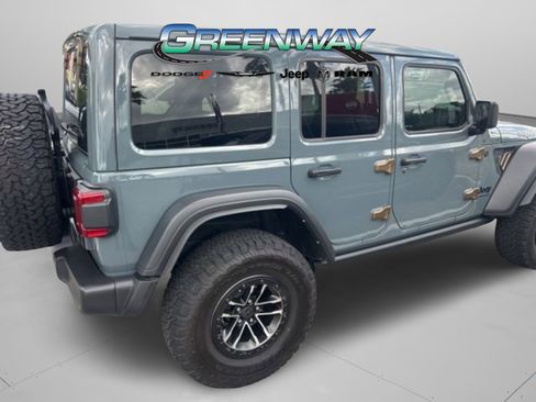 Used 2025 Jeep Wrangler Willys image 23