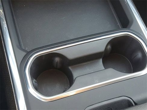 Used 2025 Chevrolet Silverado 2500 LT image 31