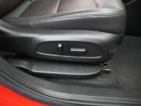 Used 2020 Chevrolet Blazer RS image 28