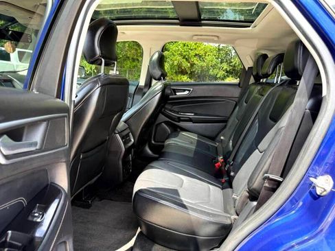 Used 2015 Ford Edge Titanium w/ Technology Package image 8