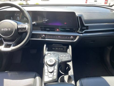 Used 2023 Kia Sportage EX AWD/4WD image 11