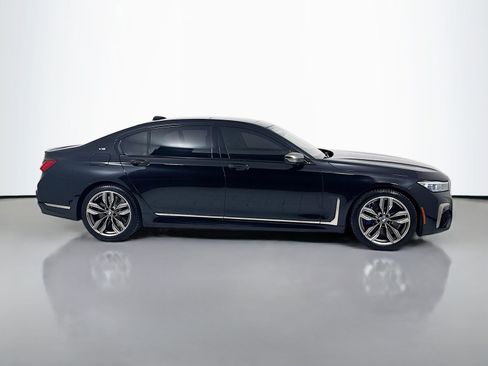 Used 2020 BMW M760i xDrive w/ Luxury Rear Seating Package image 8