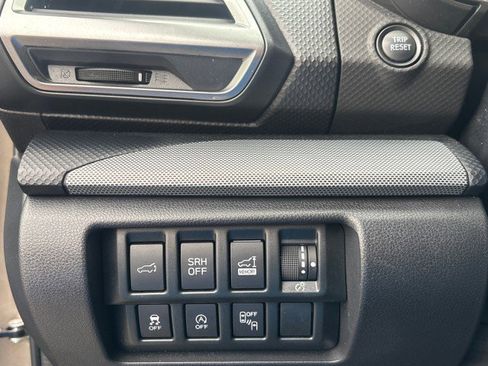 Used 2019 Subaru Forester Limited w/ Popular Package #3 image 16