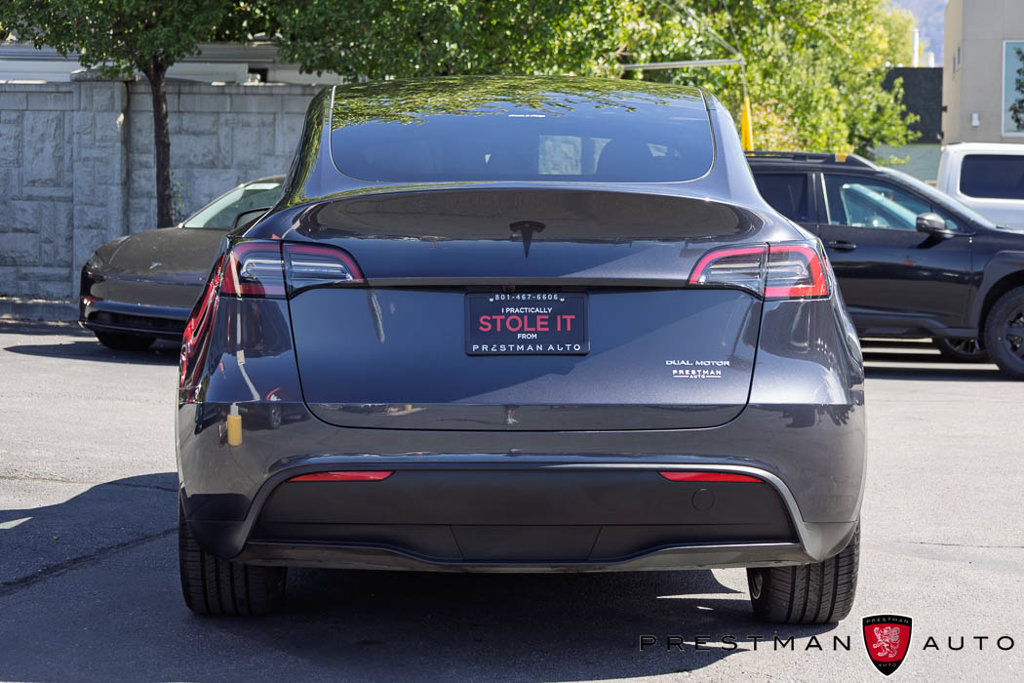 Used 2024 Tesla Model Y Long Range AWD/4WD image 17
