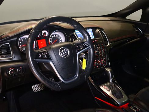 Used 2018 Buick Cascada Sport Touring w/ Dark Effects Package image 7