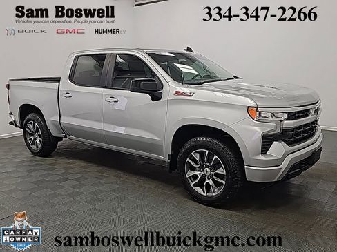 Used 2022 Chevrolet Silverado 1500 RST AWD/4WD image 2