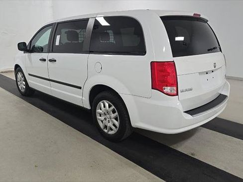 Used 2015 RAM C/V Tradesman FWD image 22