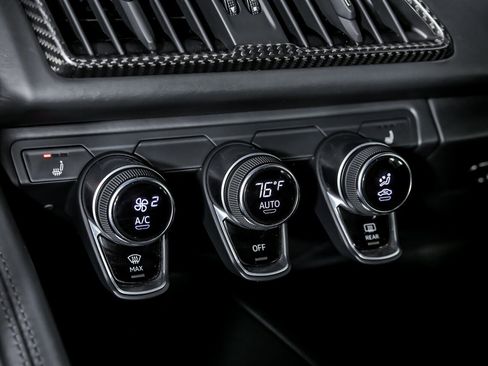 Used 2017 Audi R8 V10 plus image 31