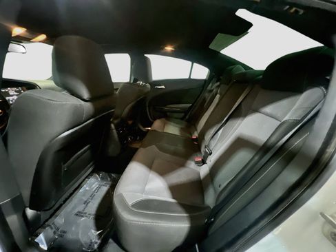 Used 2016 Dodge Charger R/T w/ Navigation & Travel Group RWD image 18
