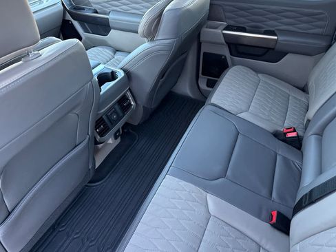 Certified 2026 Ford F350 Platinum w/ Platinum Plus Package image 4