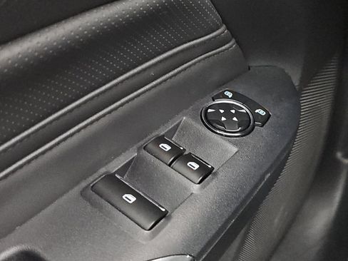 Used 2025 Ford Mustang Premium RWD image 24