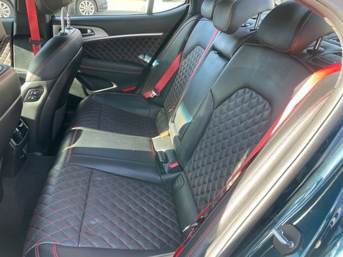 Used 2023 Genesis G70 3.3T w/ Sport Prestige Package image 7