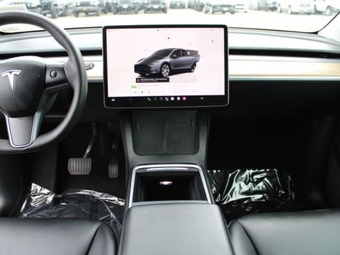 Used 2023 Tesla Model Y Long Range AWD/4WD image 13