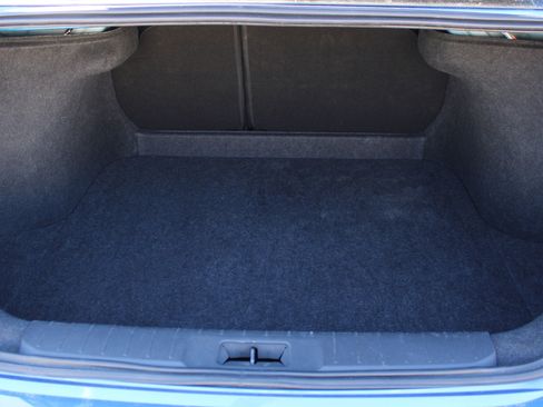 Used 2025 Nissan Sentra SV image 6